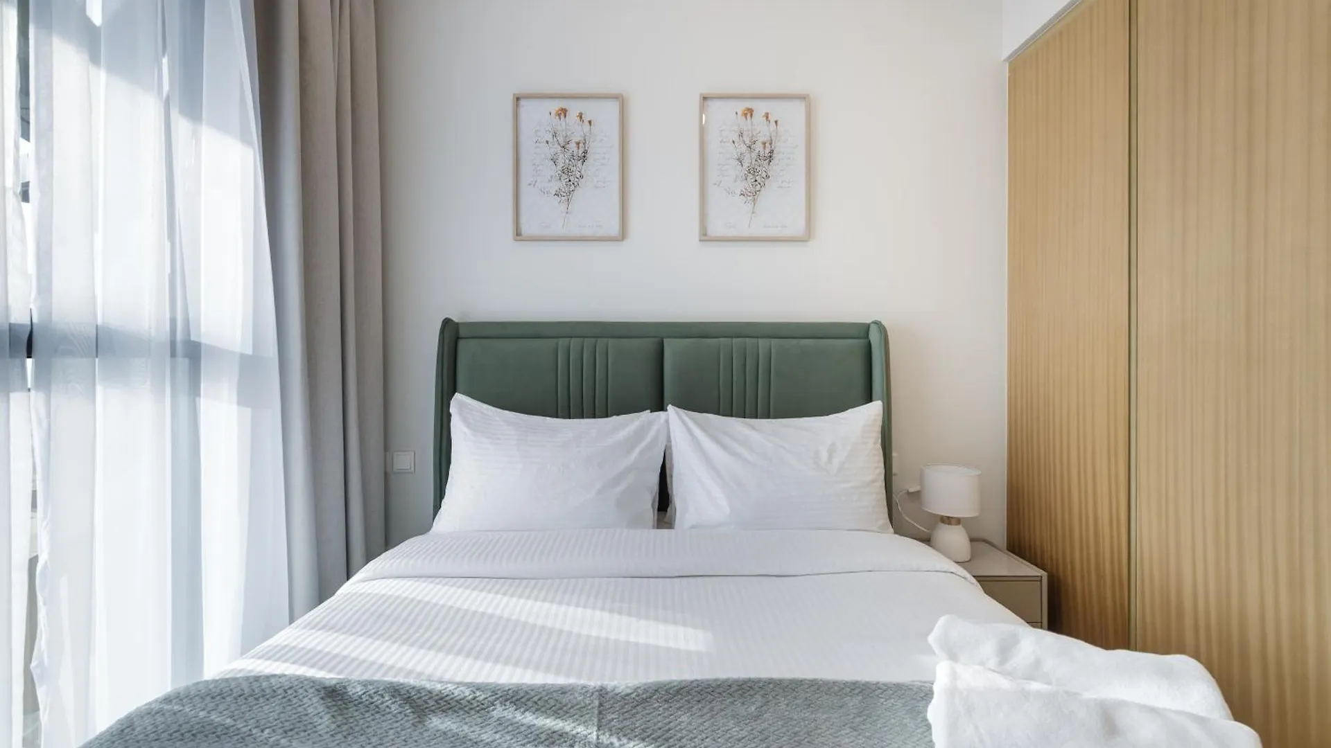 Aliving Luxury Furnished 2Br Apartment Business Bay 阿拉伯联合酋长国